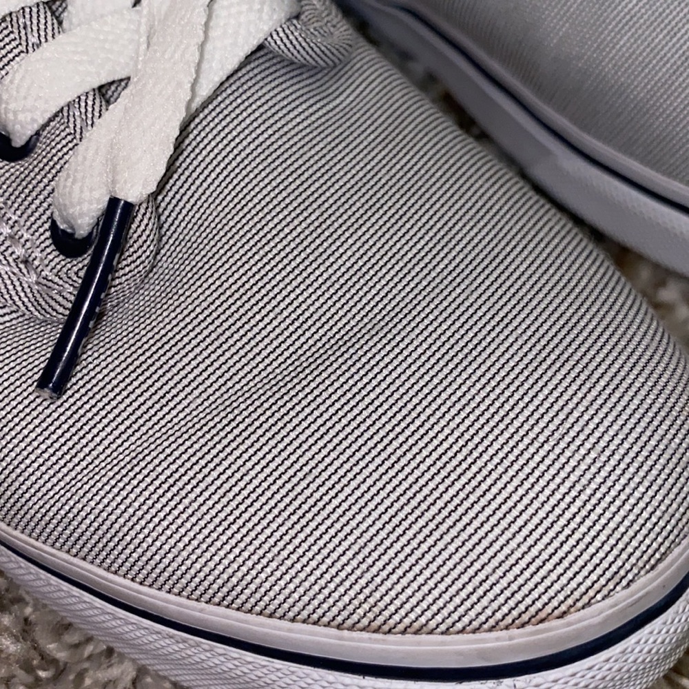 Vans - Picture 7 of 7